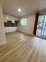 featured image of 121 75e Rue Est #121-4