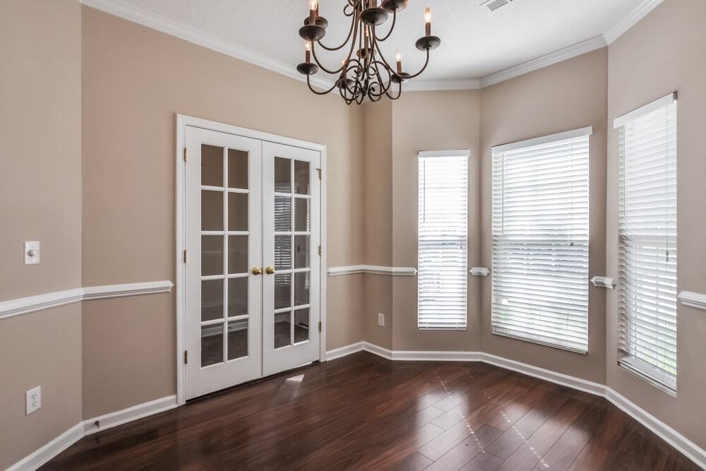 816 Stackhurst Way - Photo 5 of 18