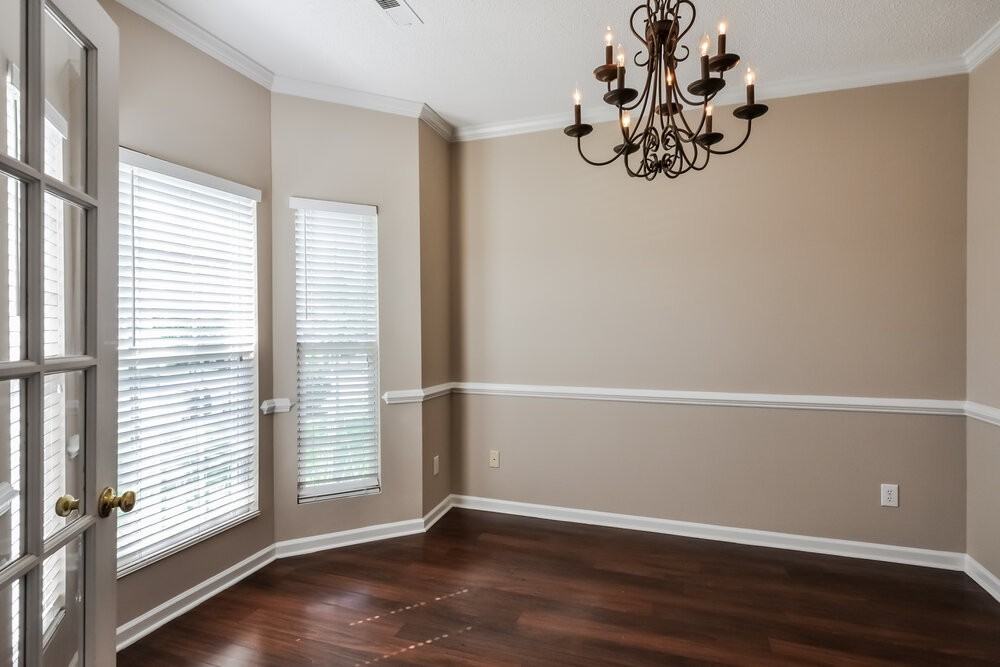 816 Stackhurst Way - Photo 6 of 18