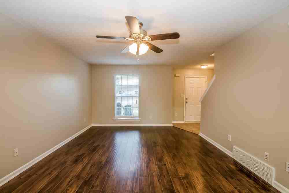 11625 Leewood Dr - Photo 2 of 19