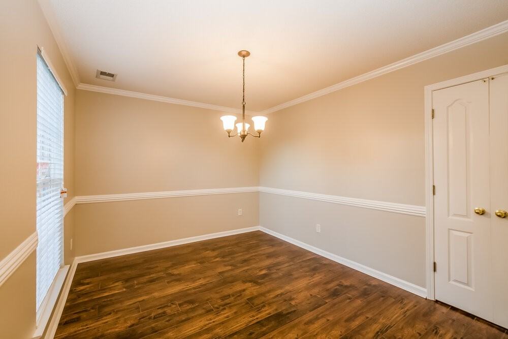 11625 Leewood Dr - Photo 5 of 19