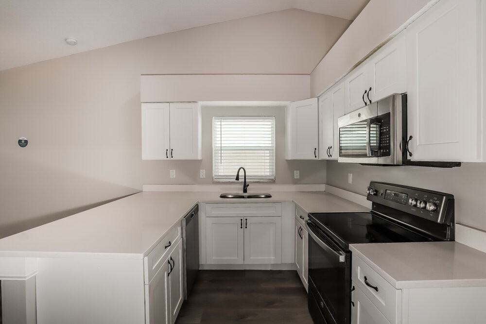 2117 Intervista Ln - Photo 6 of 16