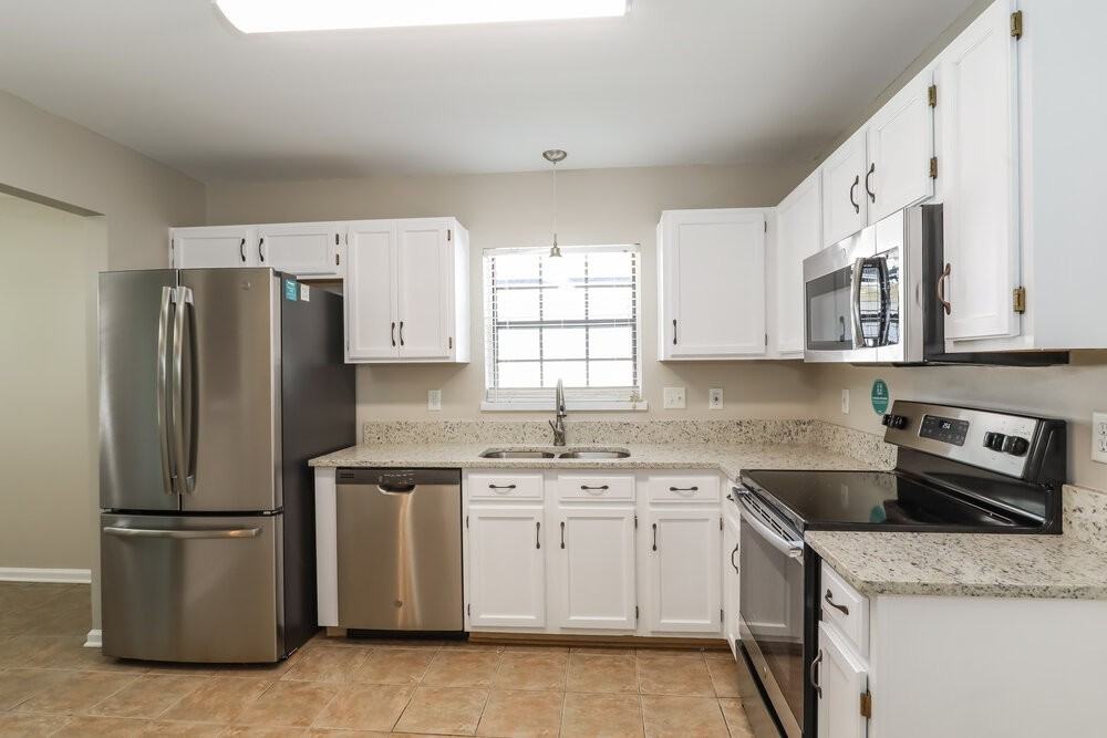 7849 Springtime Ln - Photo 4 of 14