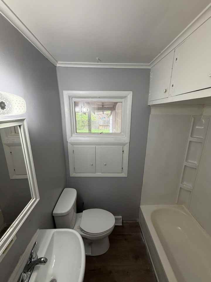 1207 Forest Hill Ave #1 - Photo 6 of 7