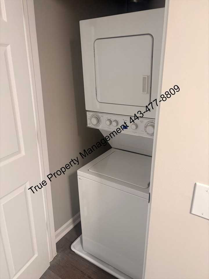 720 N Port St - Photo 6 of 12