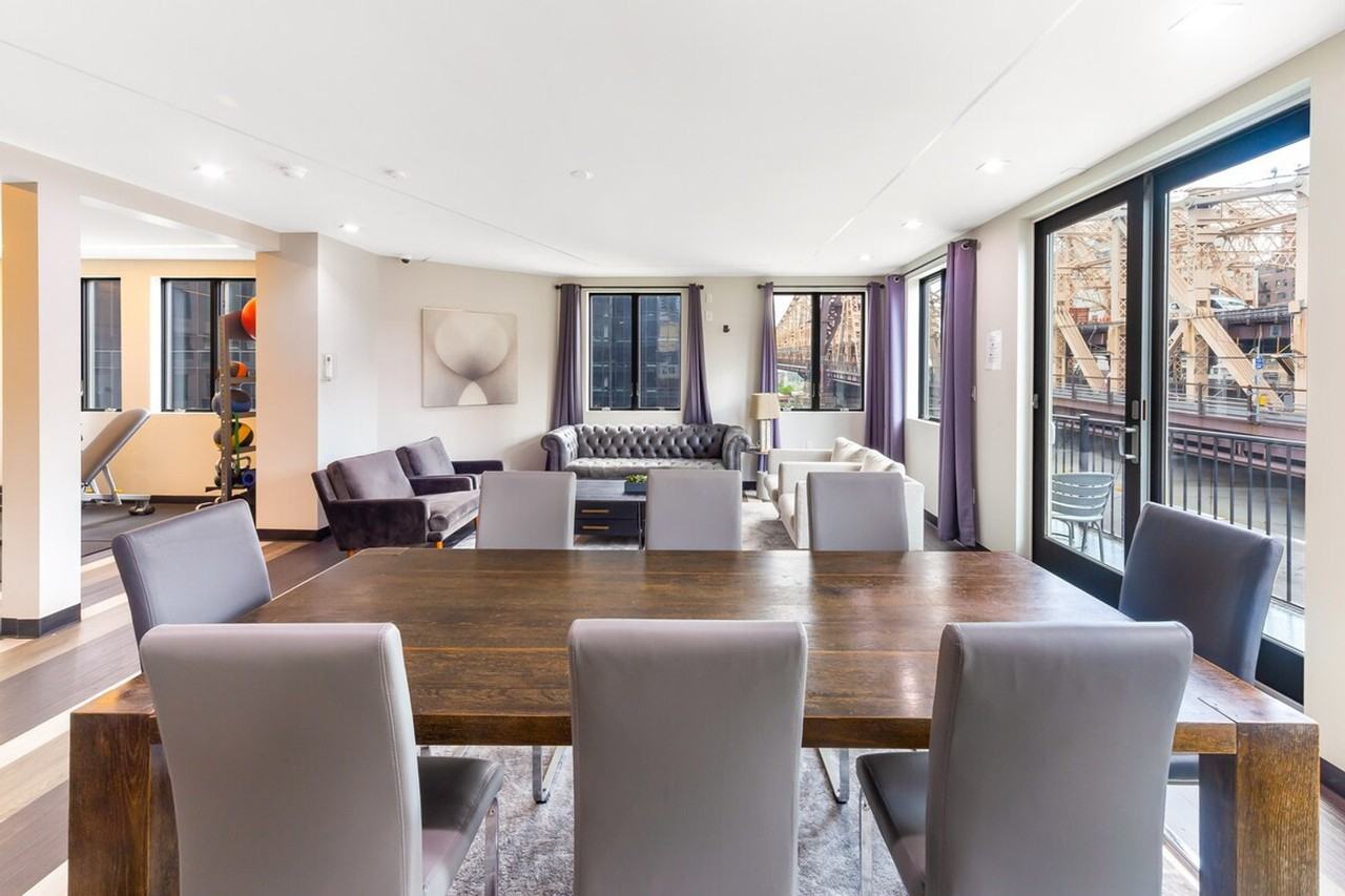 406 E 59th St #1051312P - Photo 7 of 50