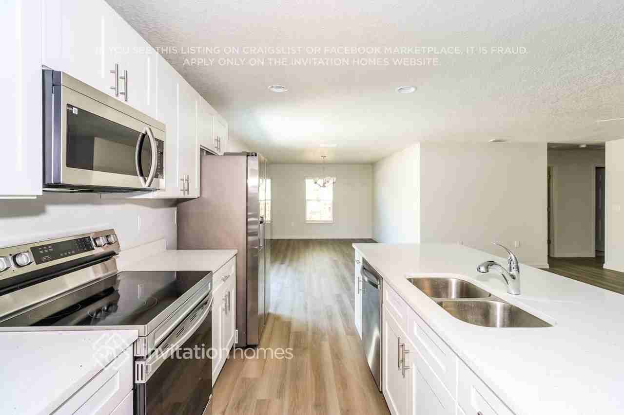 1195 Rabbit St Se - Photo 5 of 16