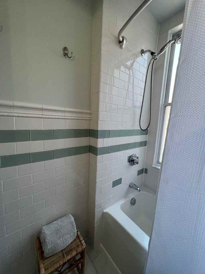 2 East - Photo 7 of 20