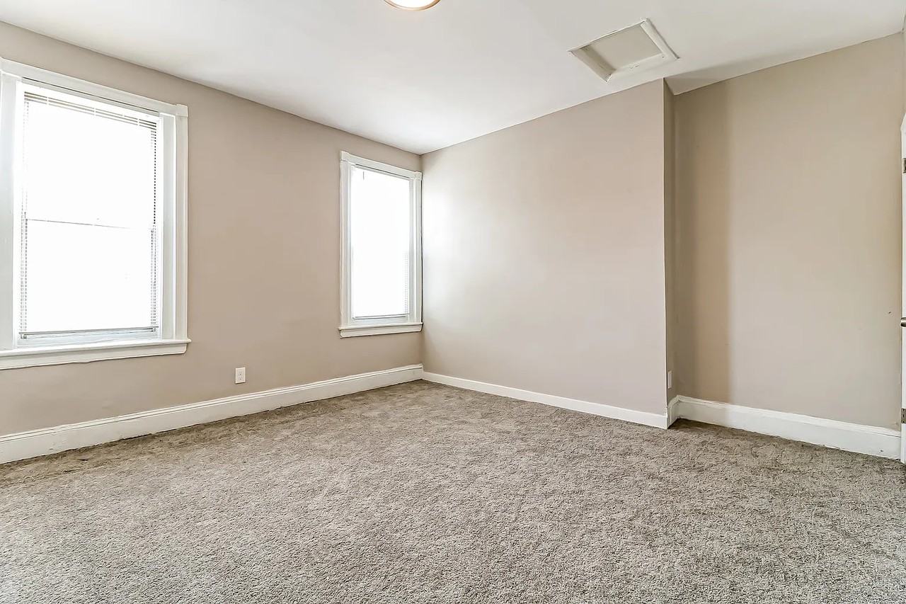 3844 North Gratz Street - Photo 4 of 8
