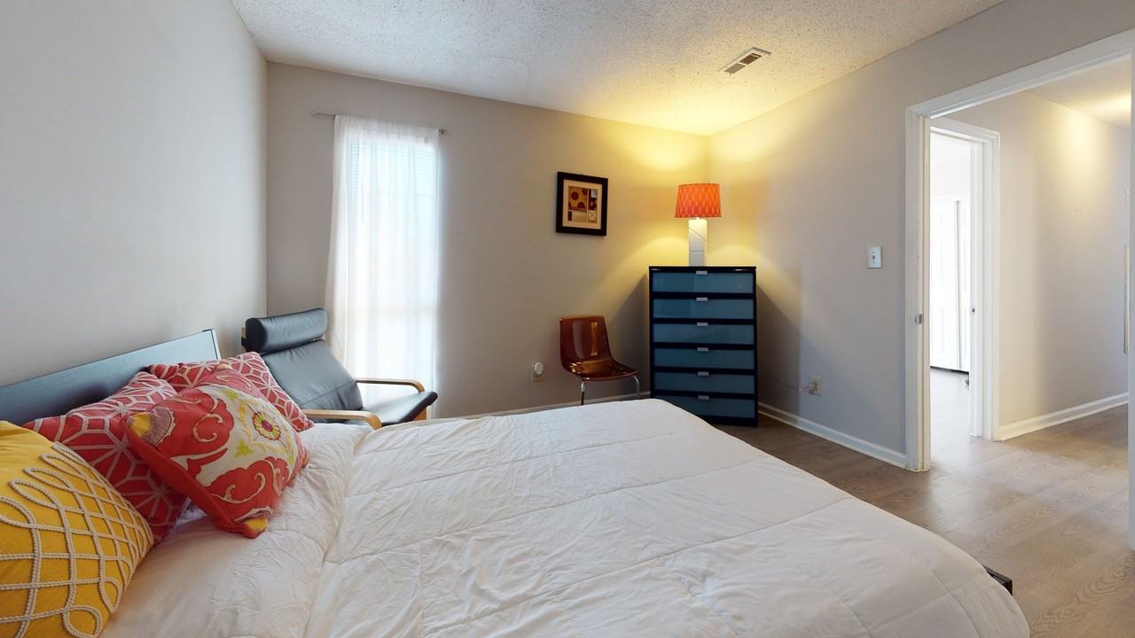 Vista Commons - Photo 6 of 24