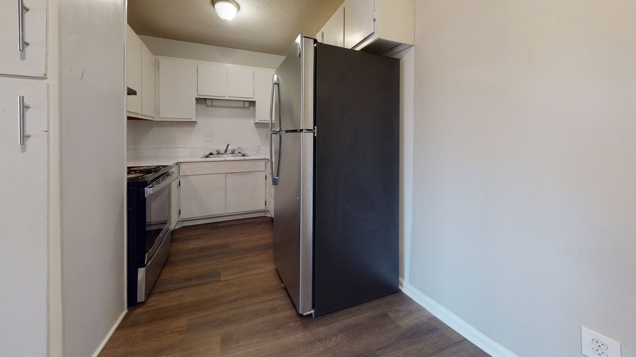Vista Commons - Photo 2 of 24