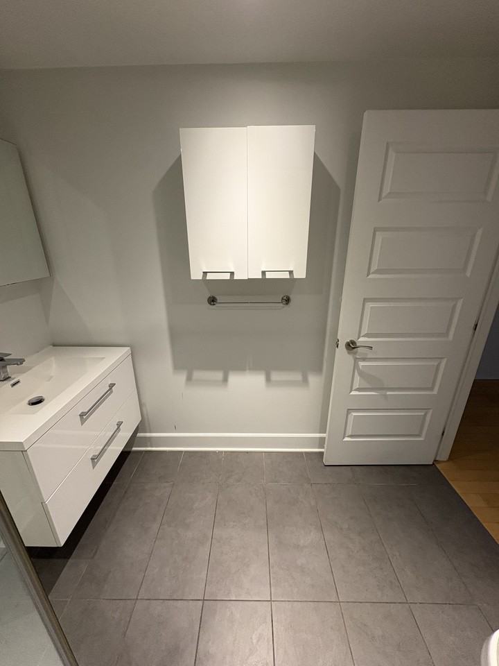 1045 Rue Wellington #311 - Photo 6 of 8