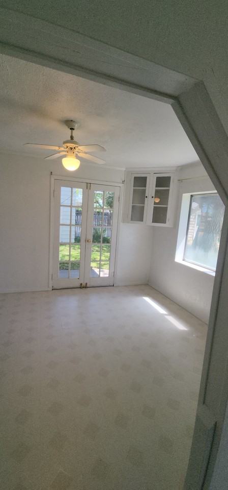 444 N 9th E #1 - Photo 5 of 12