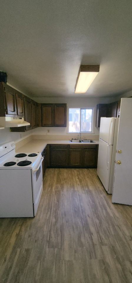 444 N 9th E #1 - Photo 6 of 12