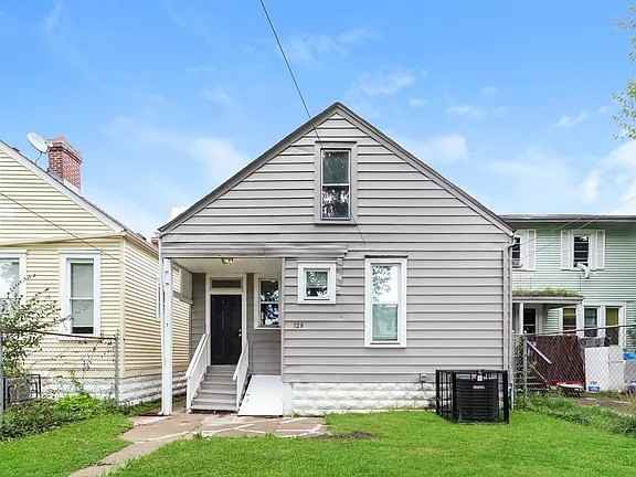 747 South 35th Street - Photo 3 of 7