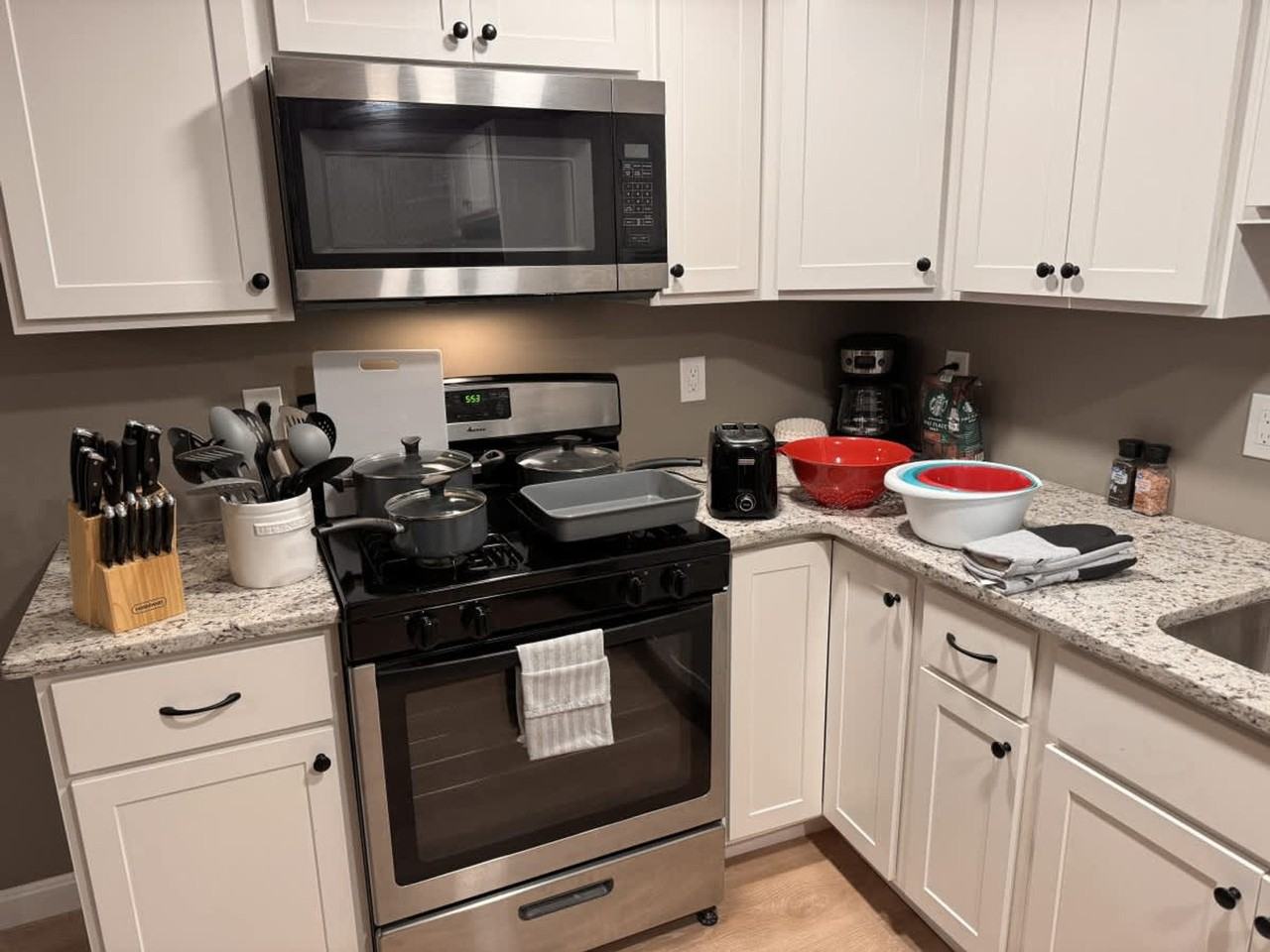 301 Portsmouth Ave #1312431P - Photo 6 of 20
