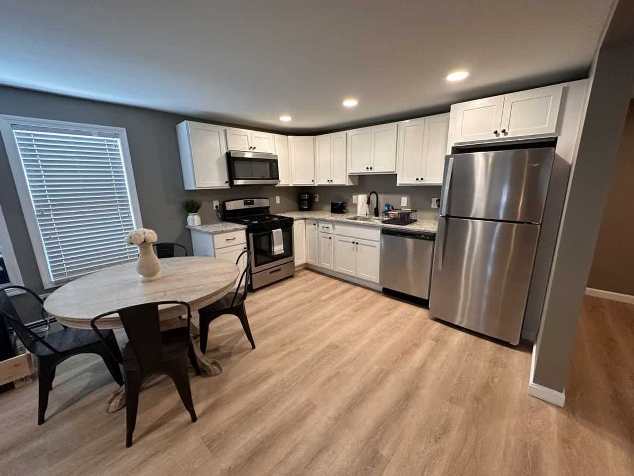 301 Portsmouth Ave #1312431P - Photo 7 of 20