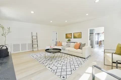 571 Boulevard #1 - Photo 4 of 10