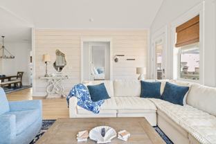 867 Bavers Ln - Photo 1 of 1