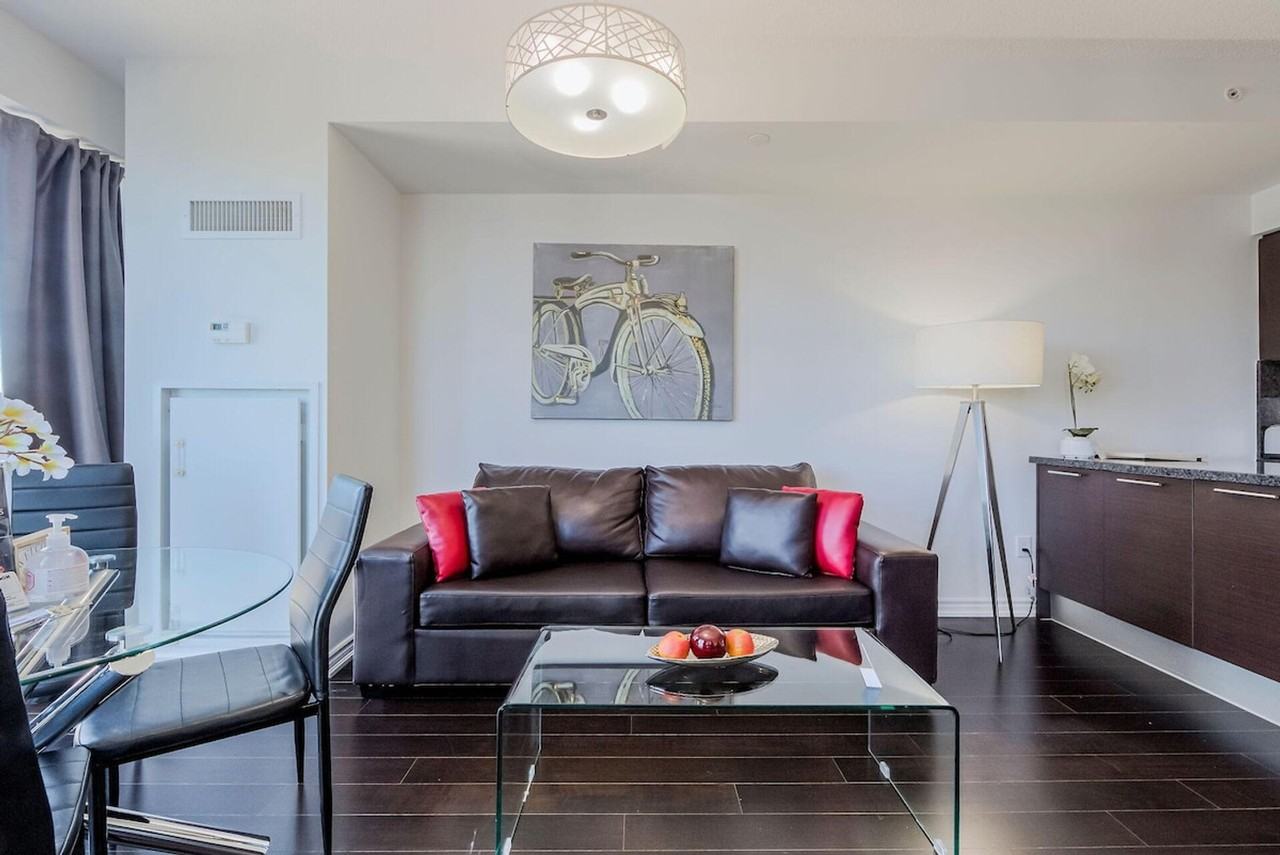 386 Yonge St #1509517P - Photo 5 of 24