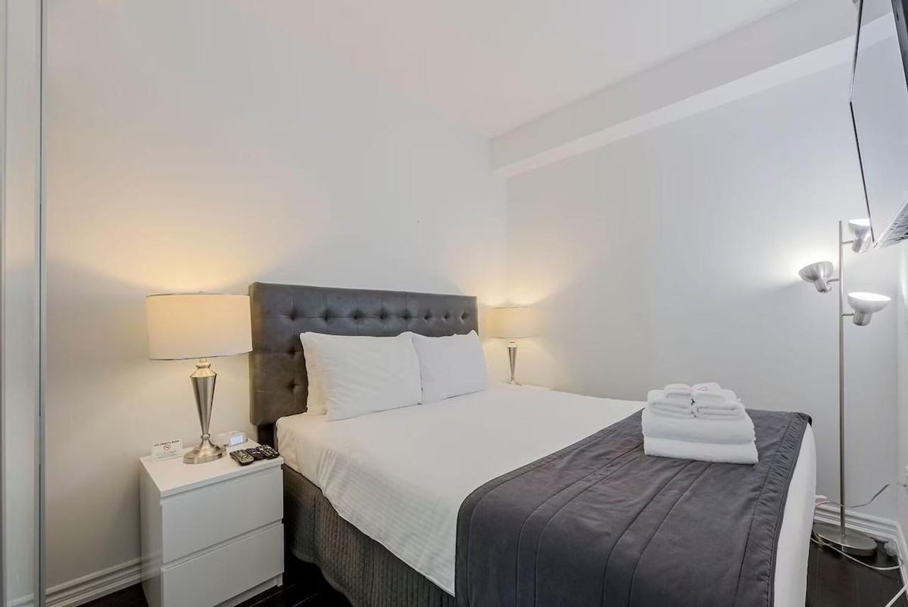 386 Yonge St #1509517P - Photo 7 of 24