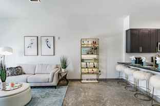 2750 Griffin Rd - Photo 1 of 1