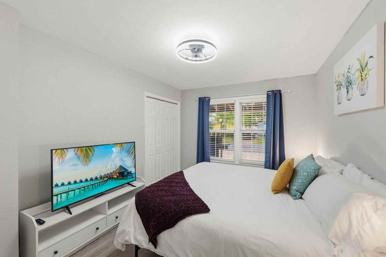 1230 Ray Dr #1532256P - Photo 6 of 24