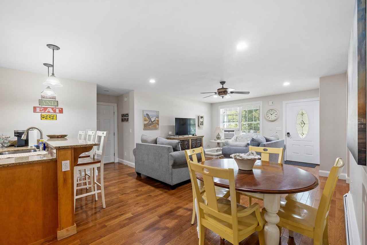 48 Heath Rd #1532214P - Photo 6 of 26