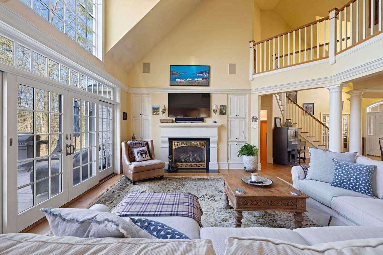 9 Fox Run Road #1532210P - Photo 6 of 48