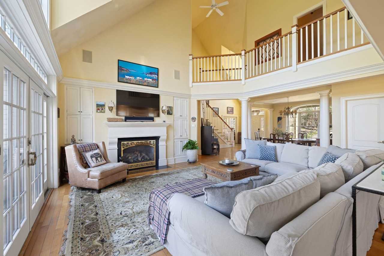 9 Fox Run Road #1532210P - Photo 7 of 48