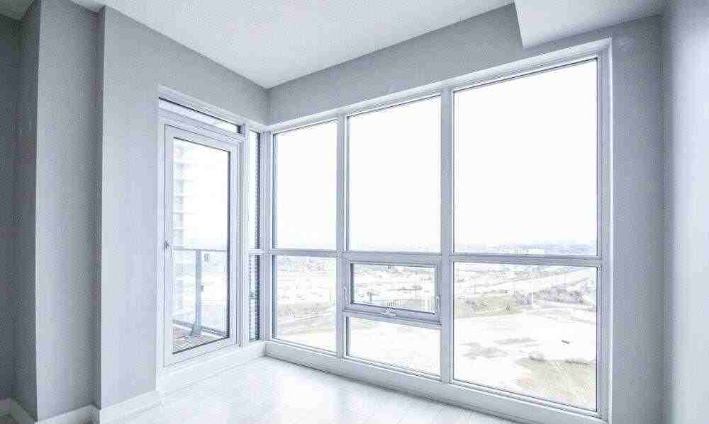 2220 Lake Shore Boulevard West #35 - Photo 7 of 10