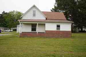 featured image of 328 W Main St