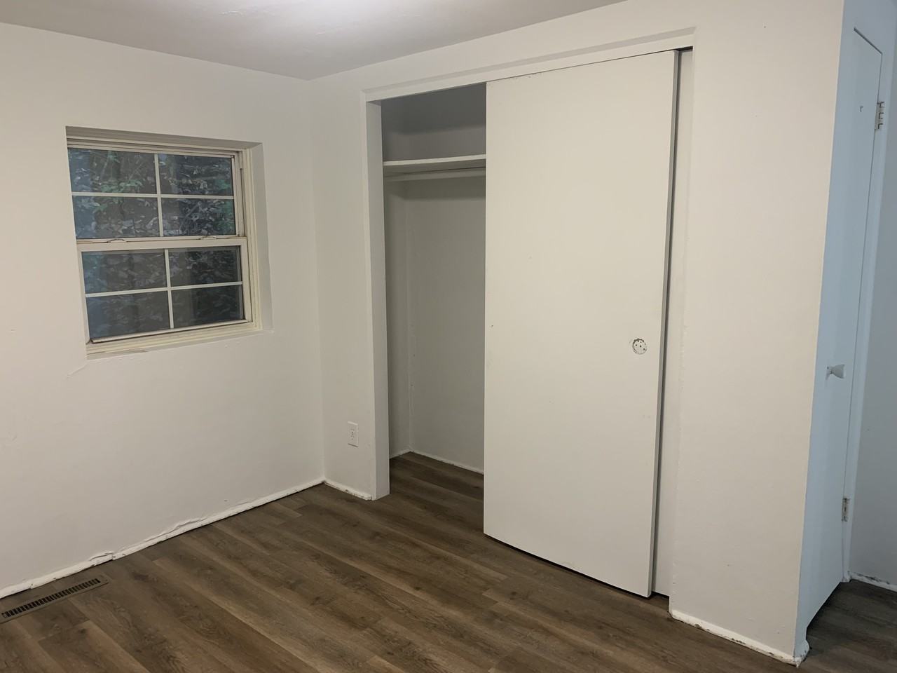 114 Oakdale Avenue #114 - Photo 3 of 10