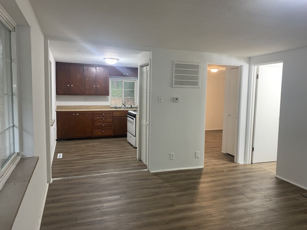 114 Oakdale Avenue #114 - Photo 4 of 10