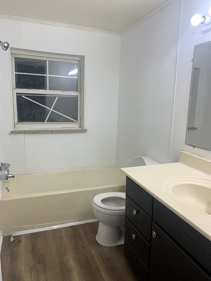 114 Oakdale Avenue #114 - Photo 6 of 10