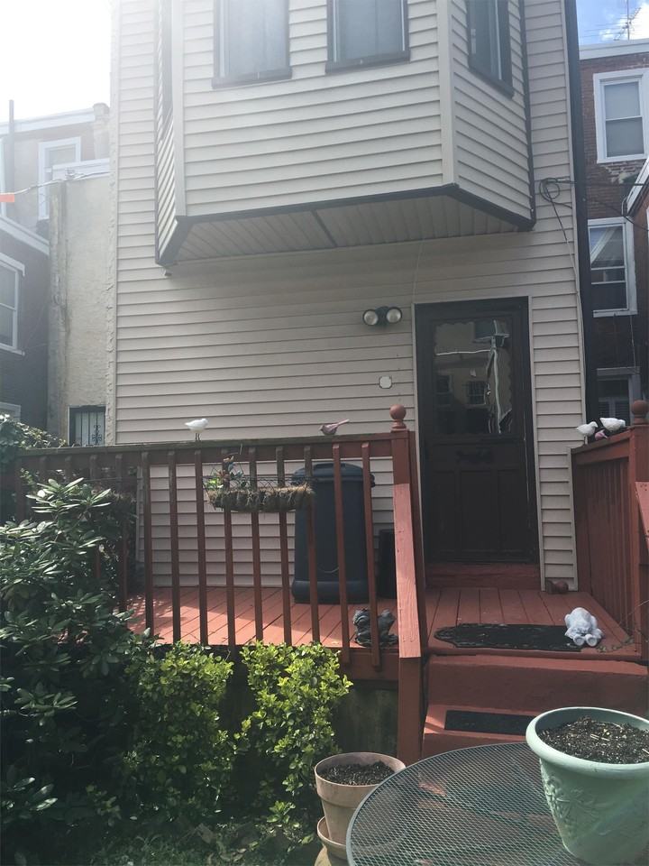 4025 Green St #1 - Photo 6 of 14
