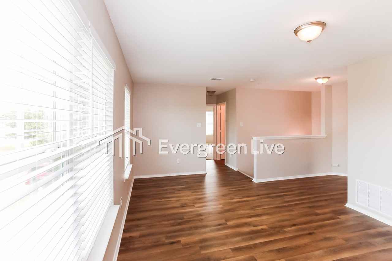 4905 Caraway Dr - Photo 3 of 19