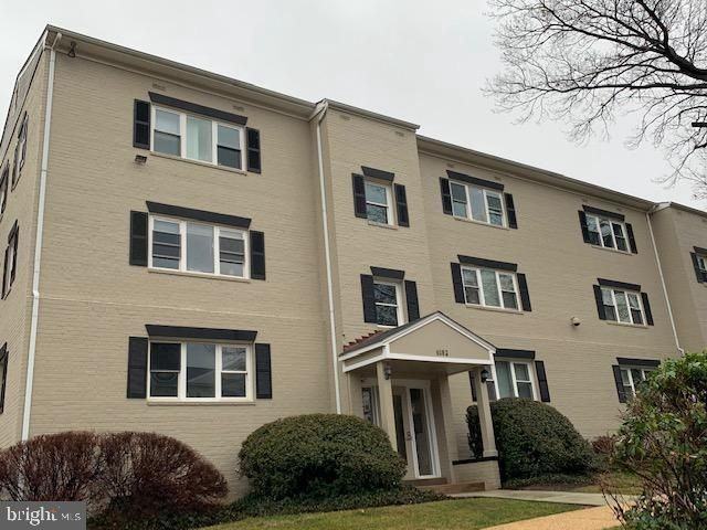 3051 Patrick Henry Dr ##101