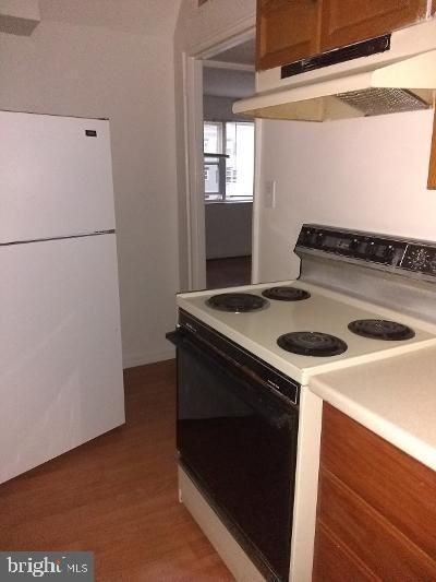 3051 Patrick Henry Dr ##101 - Photo 2 of 9