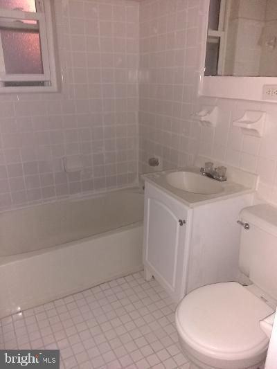 3051 Patrick Henry Dr ##101 - Photo 3 of 9