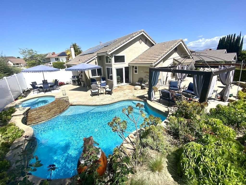 25662 Cresta Loma