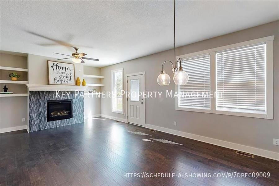 16439 Blair St - Photo 4 of 21