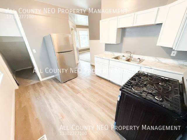 2048 W 100th St #1 - Photo 6 of 24