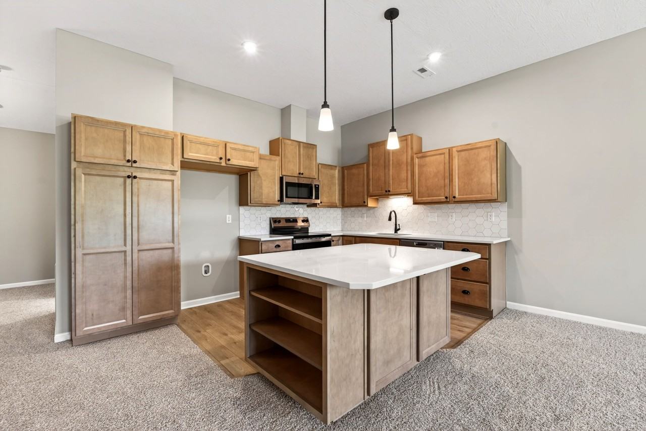 2703 Golden Leaf Dr #2703 - Photo 5 of 35