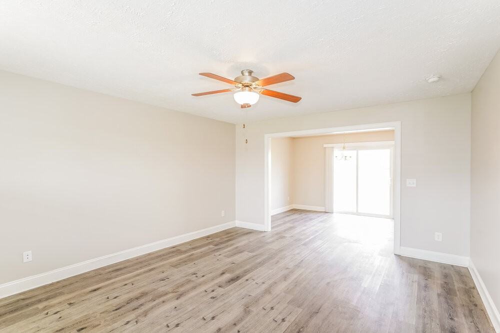 1020 Tammy Sue Ln - Photo 6 of 20