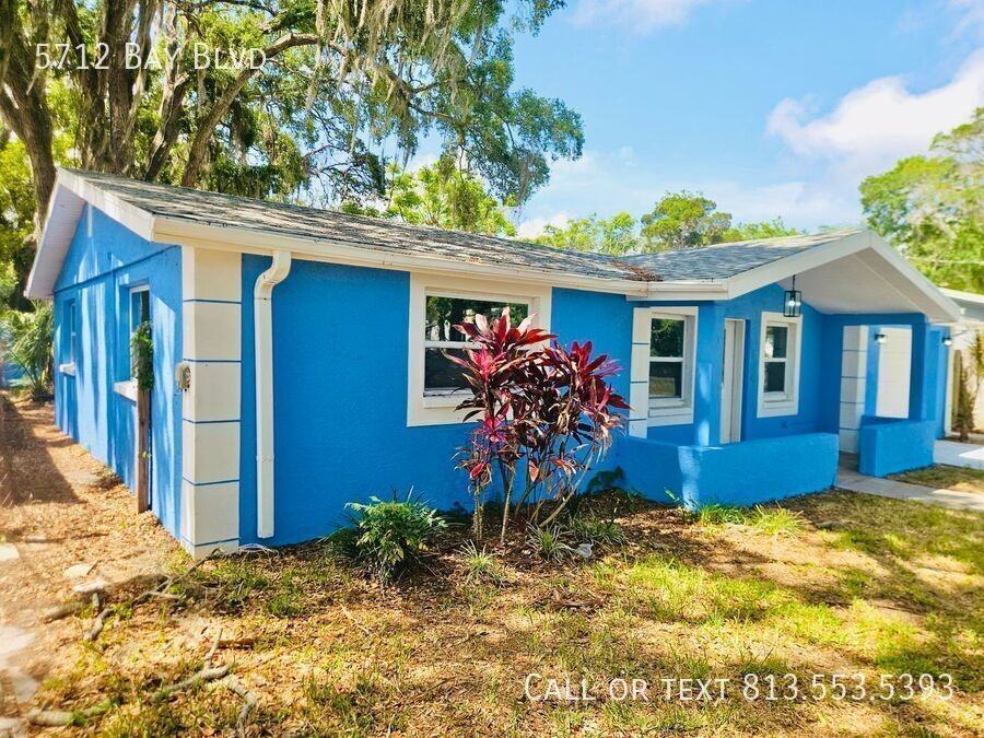5712 Bay Blvd - Photo 5 of 49