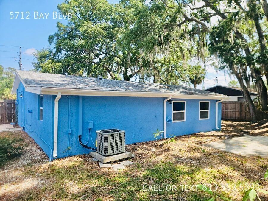 5712 Bay Blvd - Photo 6 of 49