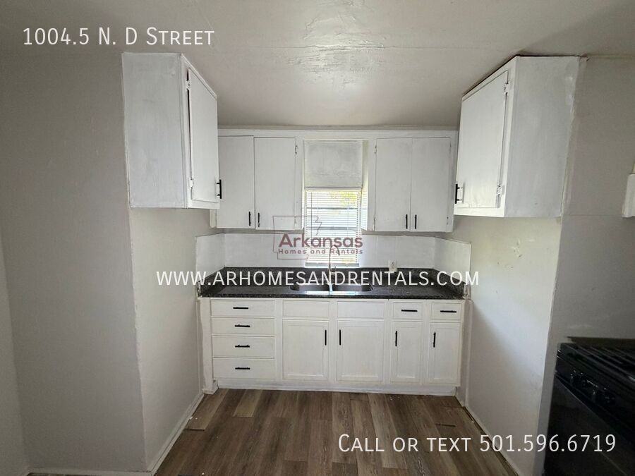 N D St - Photo 4 of 10