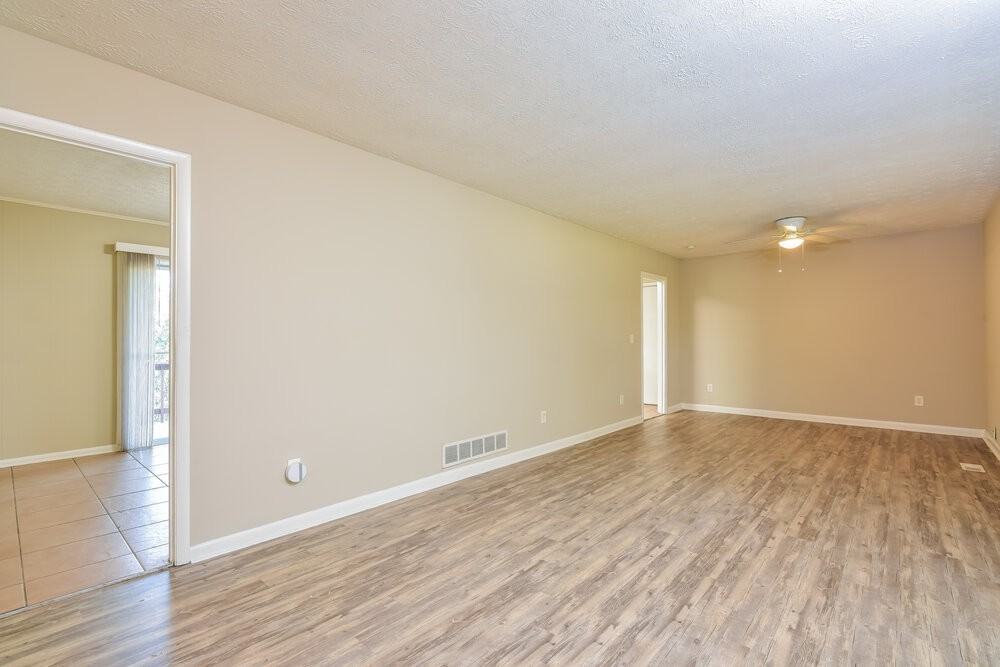 4624 Elm Ridge Ct - Photo 4 of 20