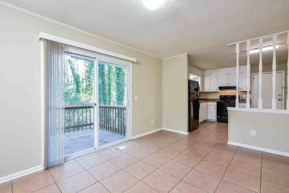 4624 Elm Ridge Ct - Photo 7 of 20